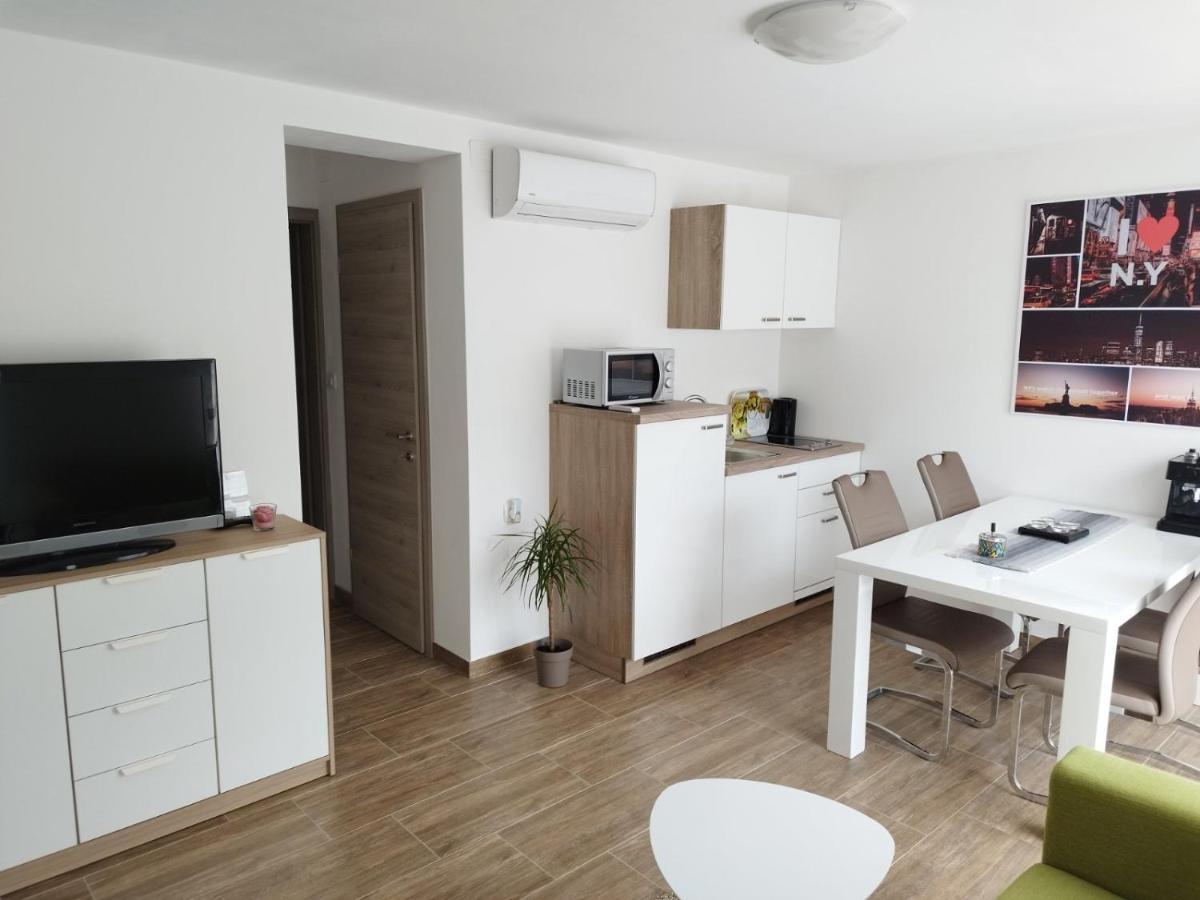 Mia Apartamento Rijeka Exterior foto